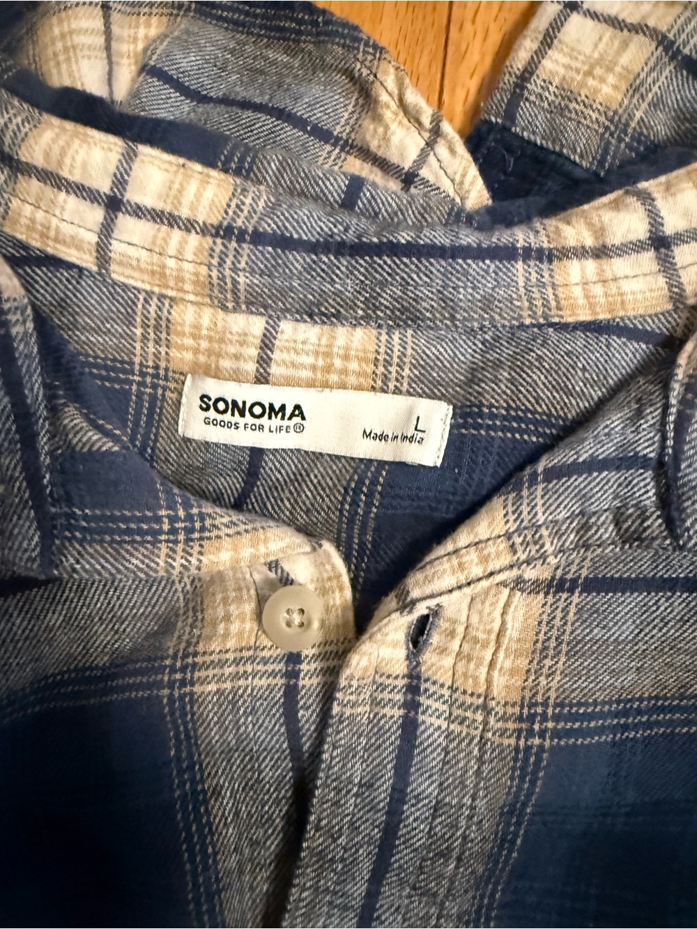 Sonoma  Men’s Blue Plaid Button-Up Shirt - Picture 2 of 2